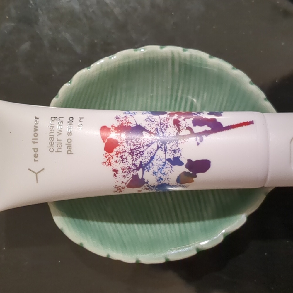 Cleansing hair wash